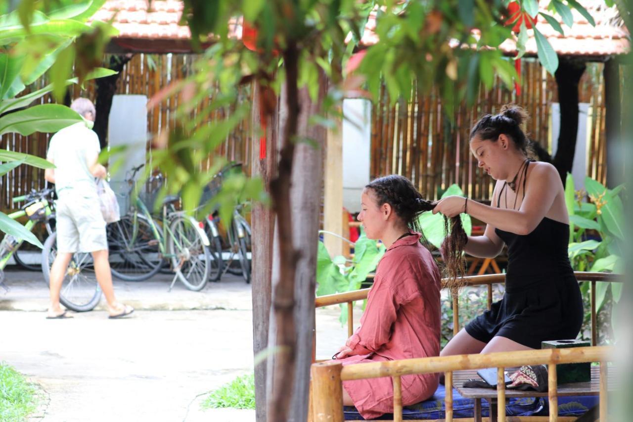 Serendipity Hoi An Hostel Bagian luar foto