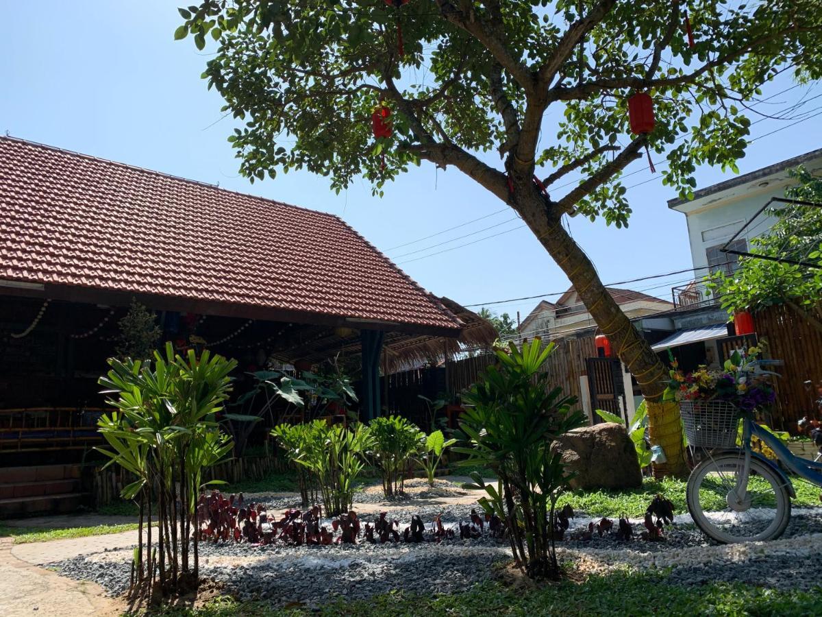 Serendipity Hoi An Hostel Bagian luar foto